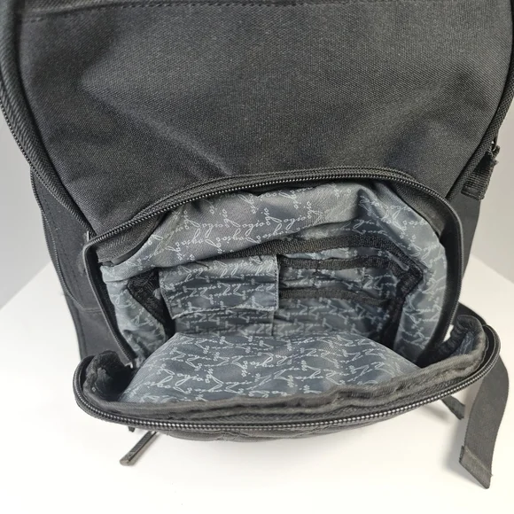 OGIO Atiba Mini Camera Backpack - Picture 10 of 11